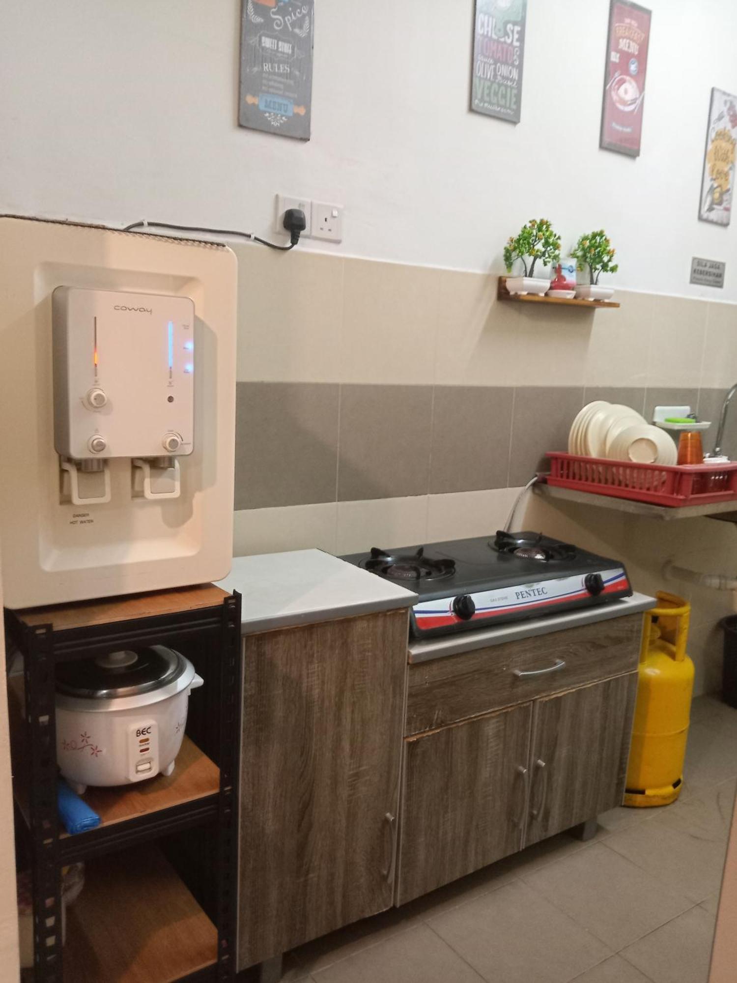 Homestay Budget Kuala Terengganu Tulipsia House Exterior foto